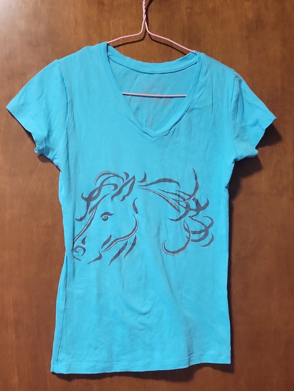 Bleu Simple Turquoise Horse Graphic Vneck Short Sleeve Tshirt S